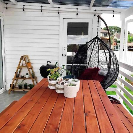 Bright & Comfy Stay In Newly Renovated Home With Parking Auckland Bagian luar foto