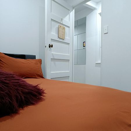 Bright & Comfy Stay In Newly Renovated Home With Parking Auckland Bagian luar foto